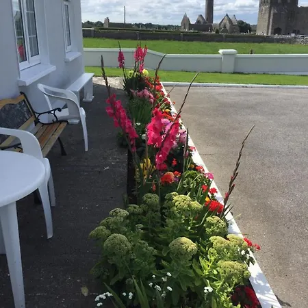 Alojamento de Acomodação e Pequeno-almoço Naomh Colman